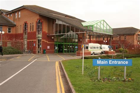Exeter hospital - Wonford is the largest hospital in the Royal Devon and Exeter NHS Trust, offering acute clinical services and specialist units. It is located on a large site near Exeter city centre, with parking, public …